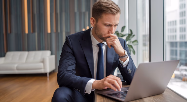 How to Invest in Bear Markets Without Losing Money: Complete Beginner Guide